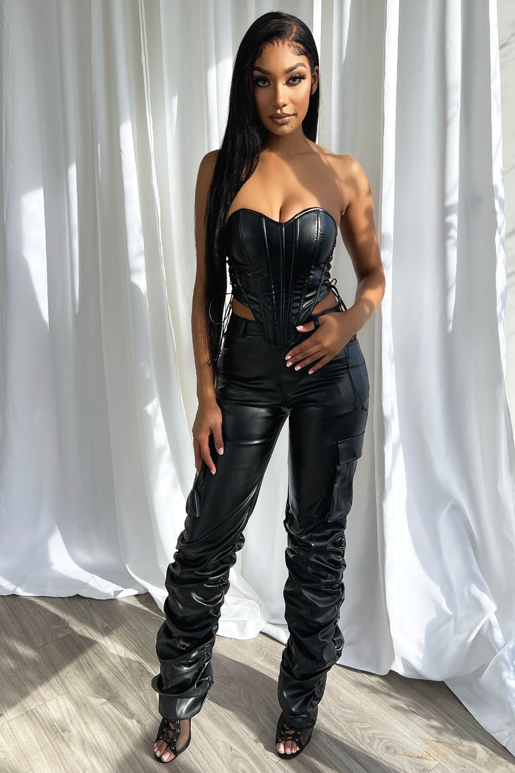 Noir Faux Leather Bustier Corset