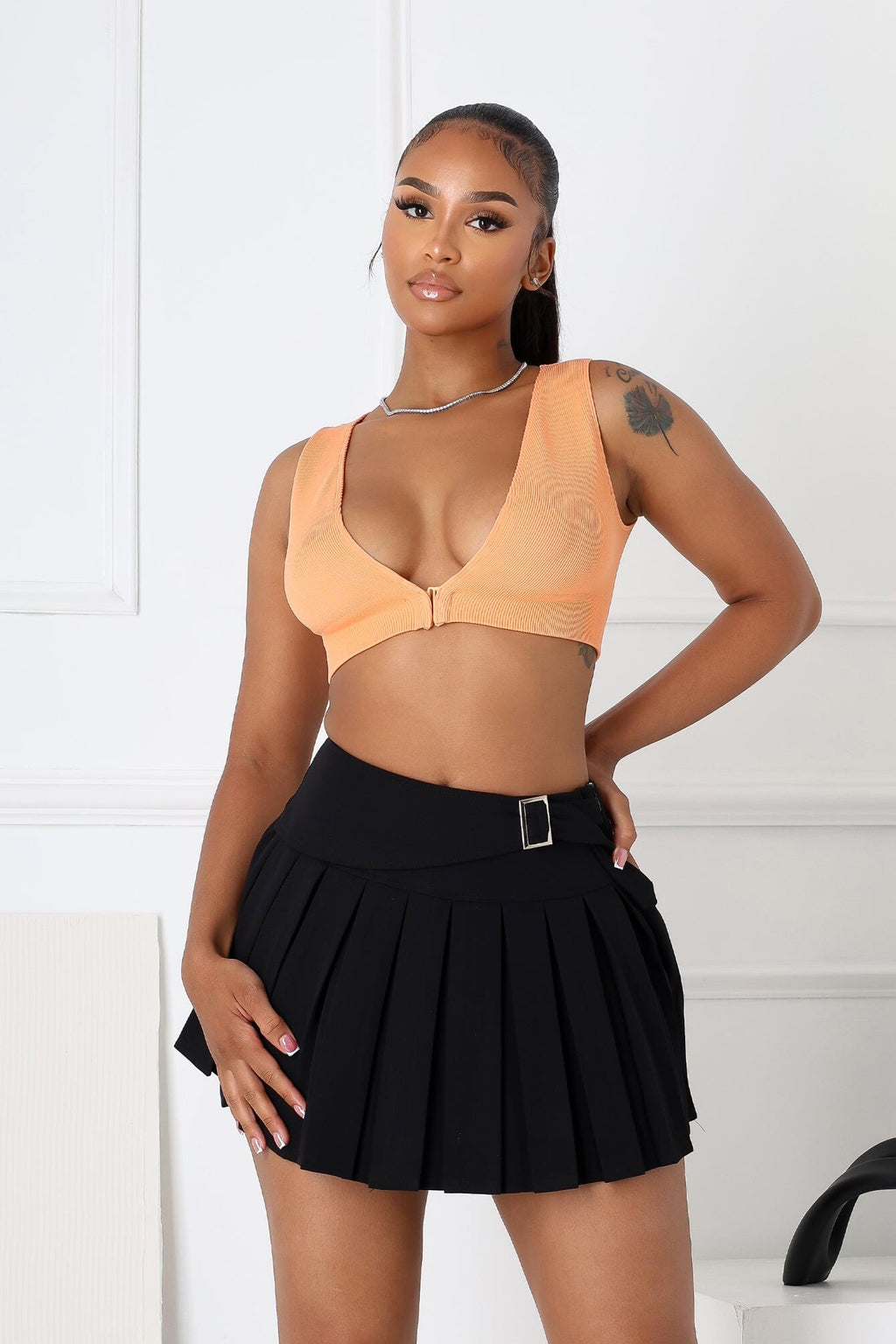 Silva Ribbed V Neck Clasp Top