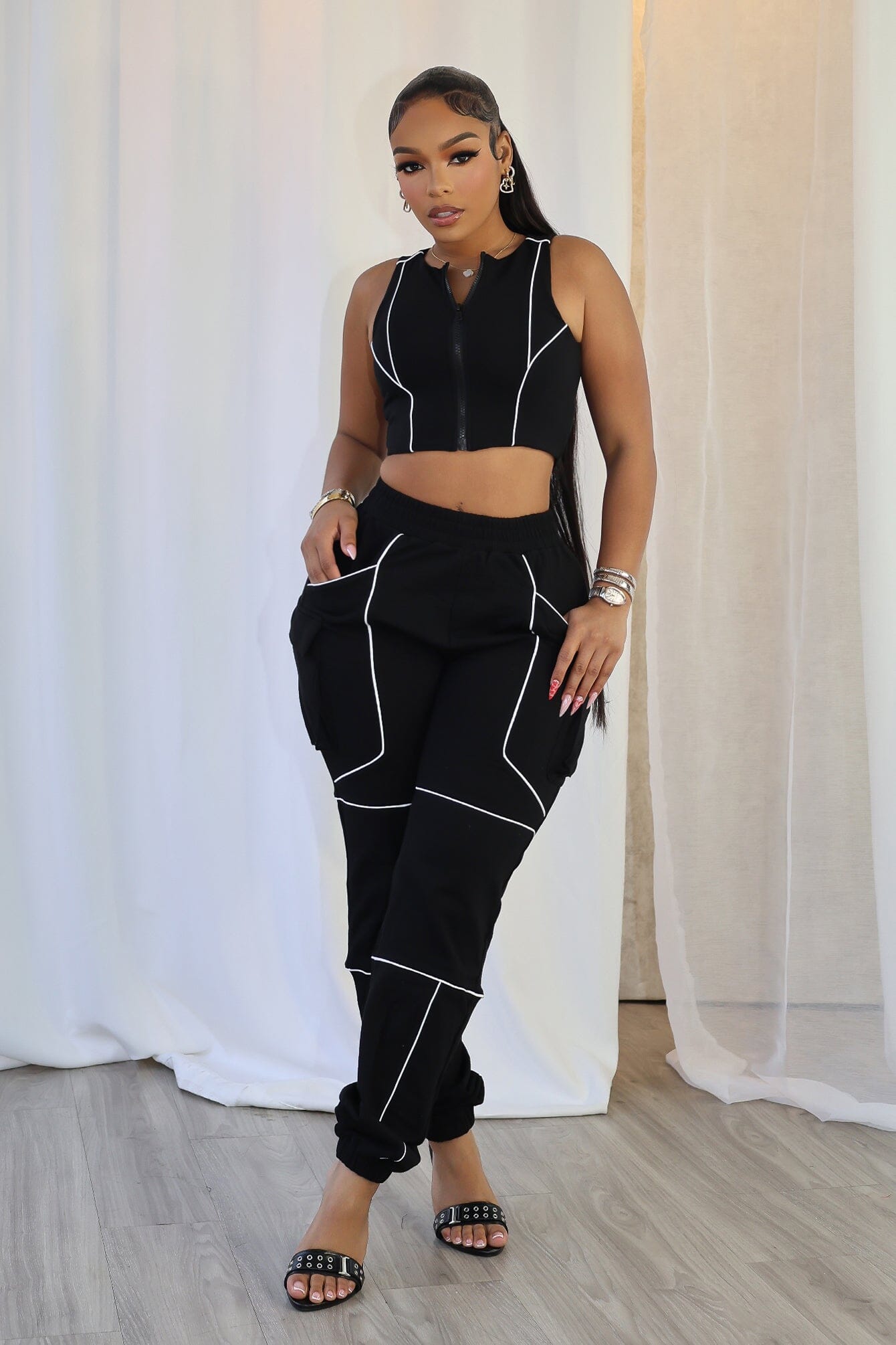 Gaga Piping Detail Zip-Up Top & Pants SET